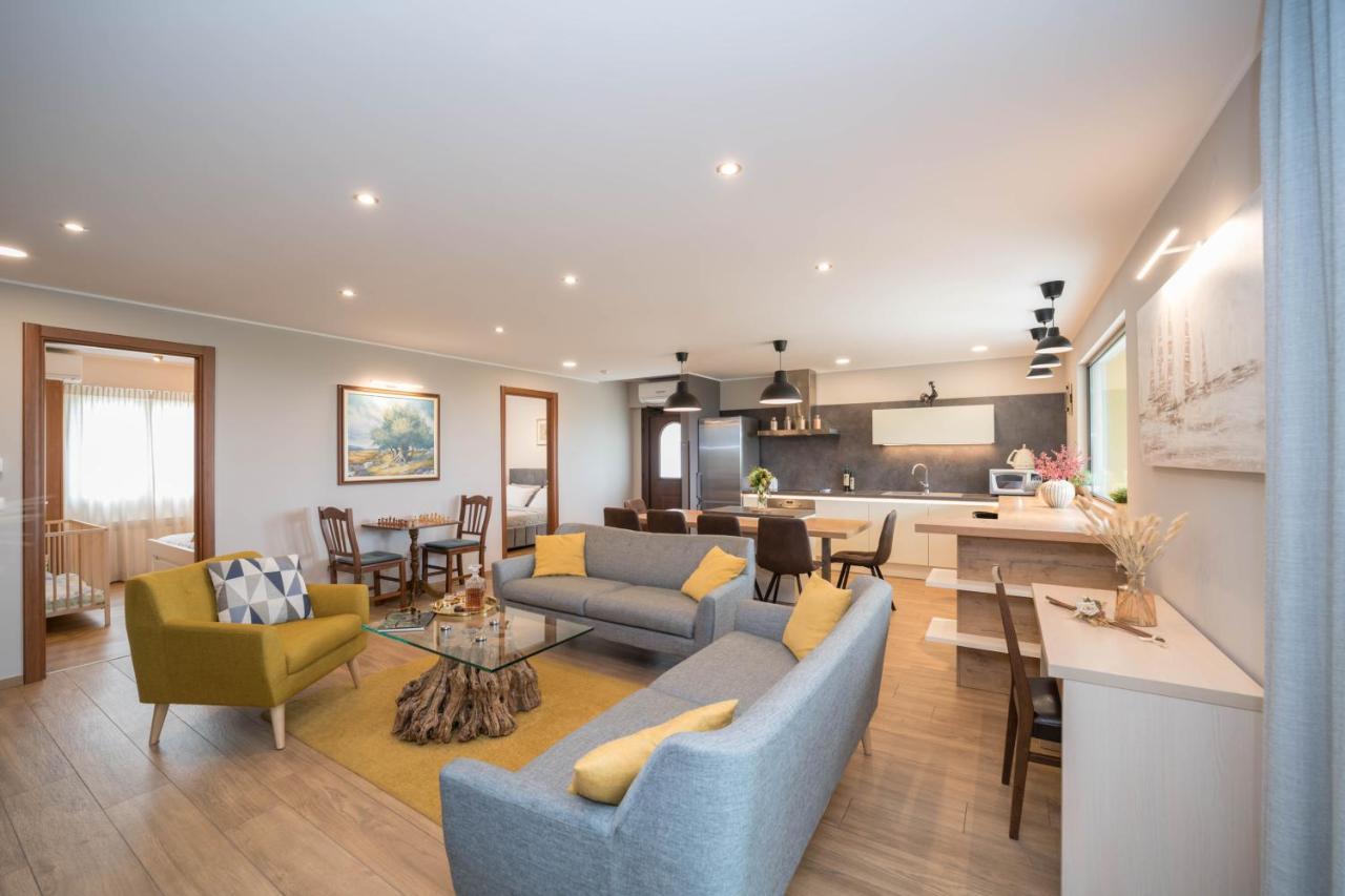 Villa Gioan - Max 18, Private Playground And Sea View Materada Exterior foto