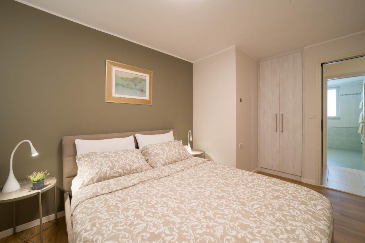 Villa Gioan - Max 18, Private Playground And Sea View Materada Exterior foto