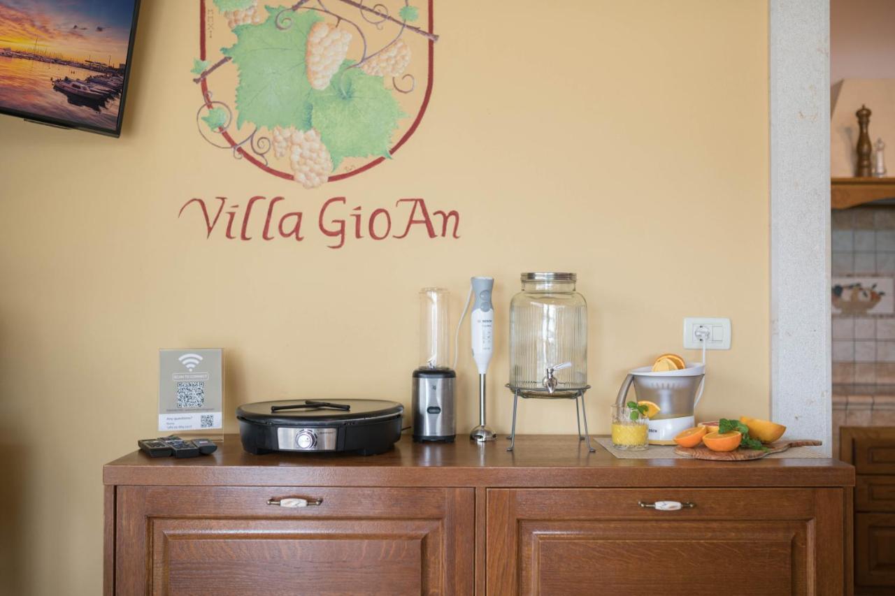 Villa Gioan - Max 18, Private Playground And Sea View Materada Exterior foto