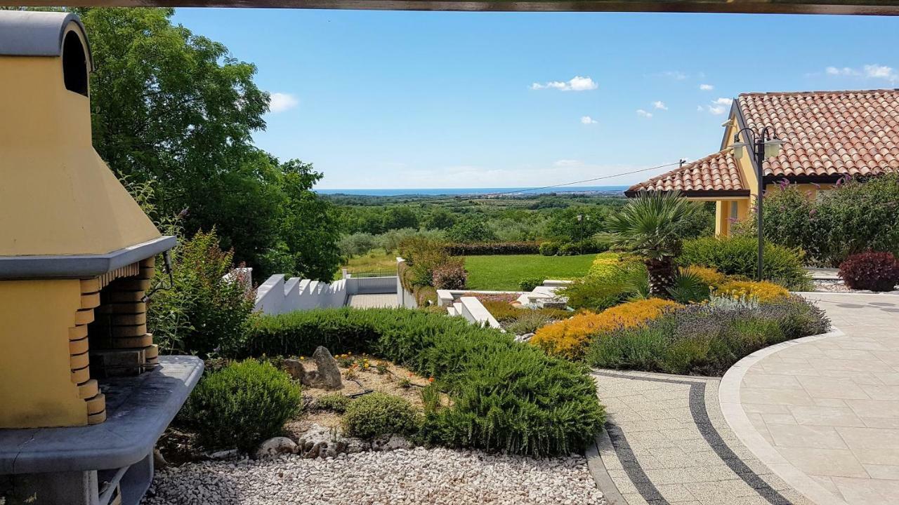 Villa Gioan - Max 18, Private Playground And Sea View Materada Exterior foto